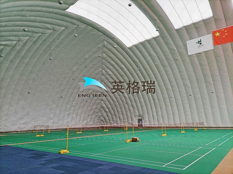 在建筑中廣泛使用的膜材料有什么特性？