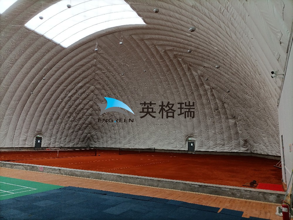 打網(wǎng)球的好去處，氣膜網(wǎng)球館為大家提供一個(gè)舒適的運(yùn)動(dòng)環(huán)境